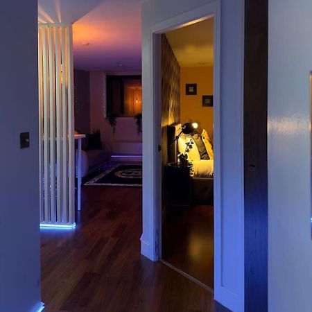Cosy City Centre Apartment With Parking Birmingham Eksteriør bilde